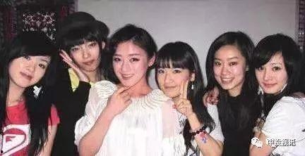 娱乐吃瓜酱姐妹